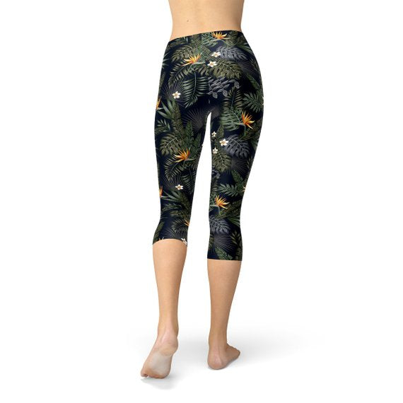 Womens Bird of Paradise Black Capri Leggings - Stylemz