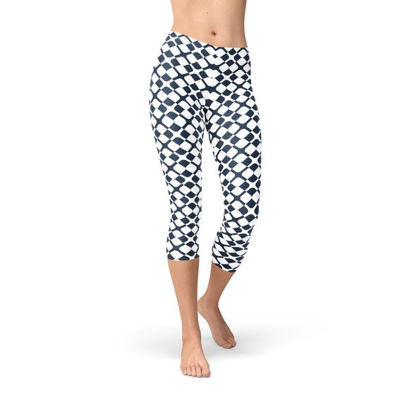 Womens Geometric Blue Tile Capri Leggings - Stylemz