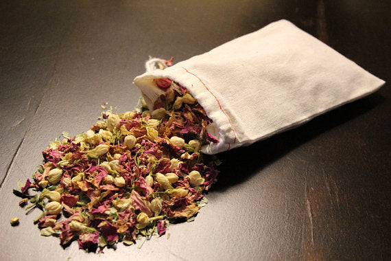 Organic Rejuvenating Bath Tea Sachet for Ultimate Relaxation