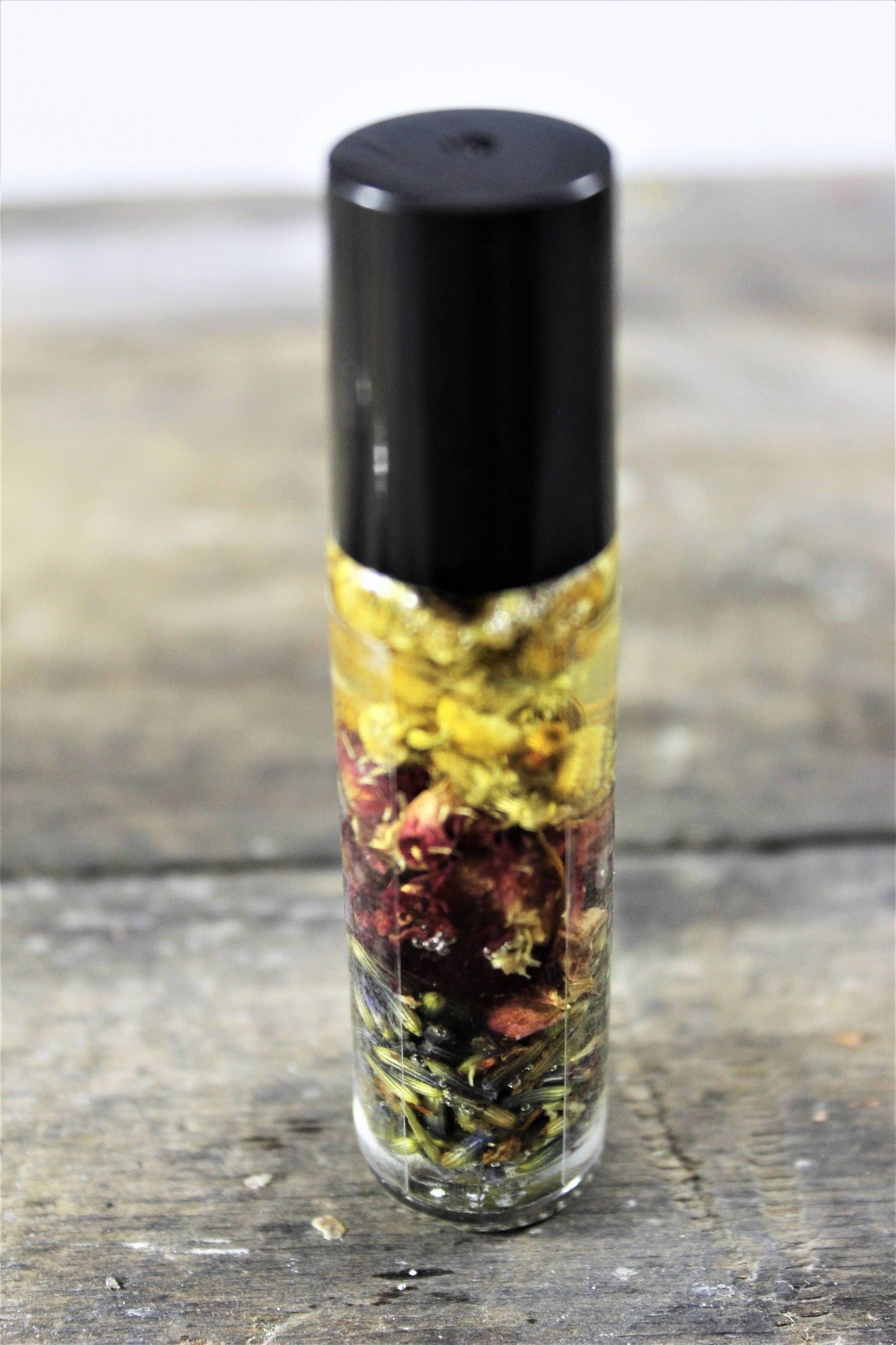 Organic Essential Oil Perfume Blend for Natural Fragrance