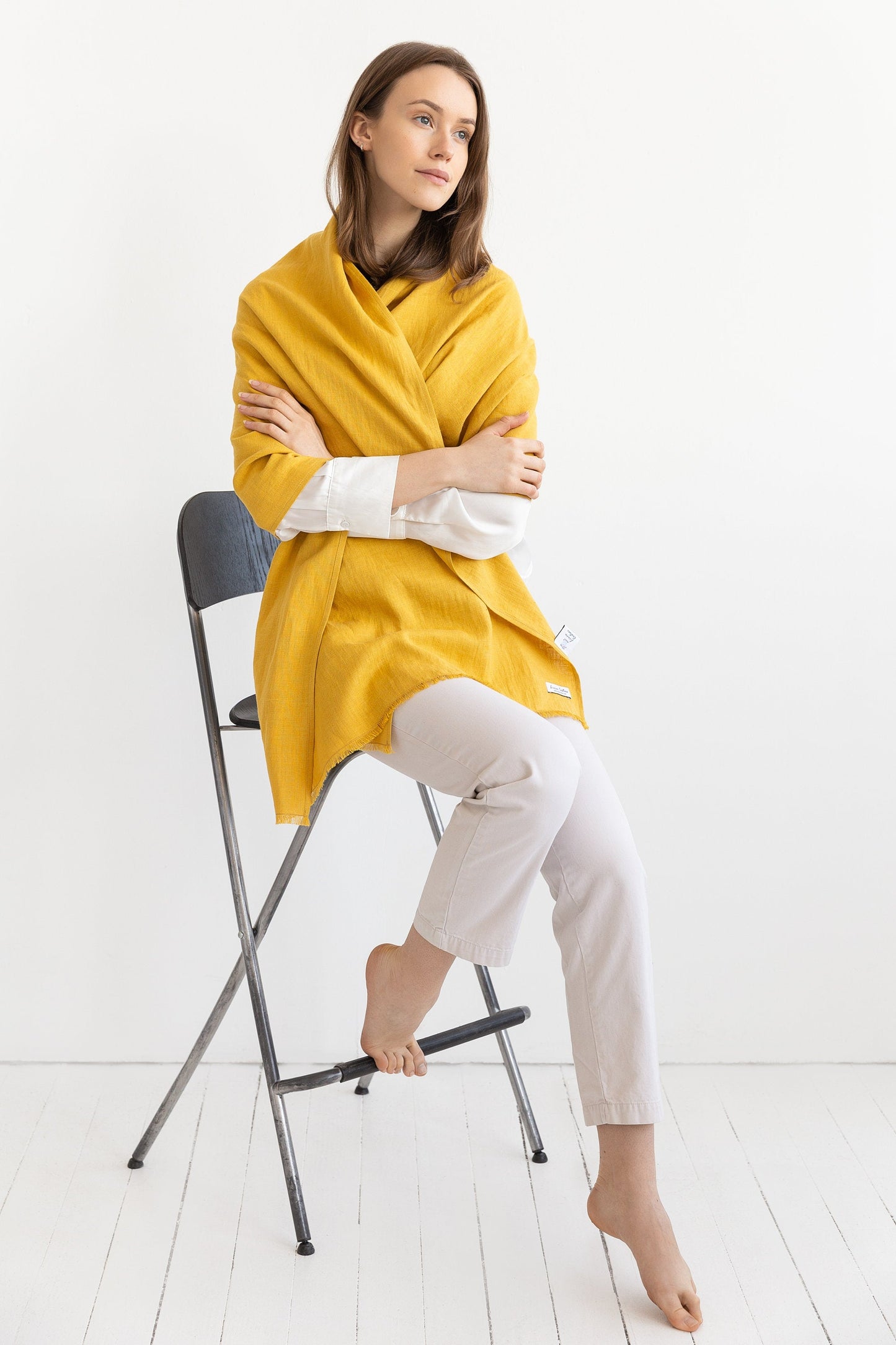 Honey Linen Scarf for All Seasons - Soft & Stylish Accessory