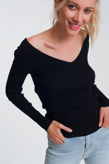 Knitted Jumper in Black With V Back - Casual Bodycon Fit