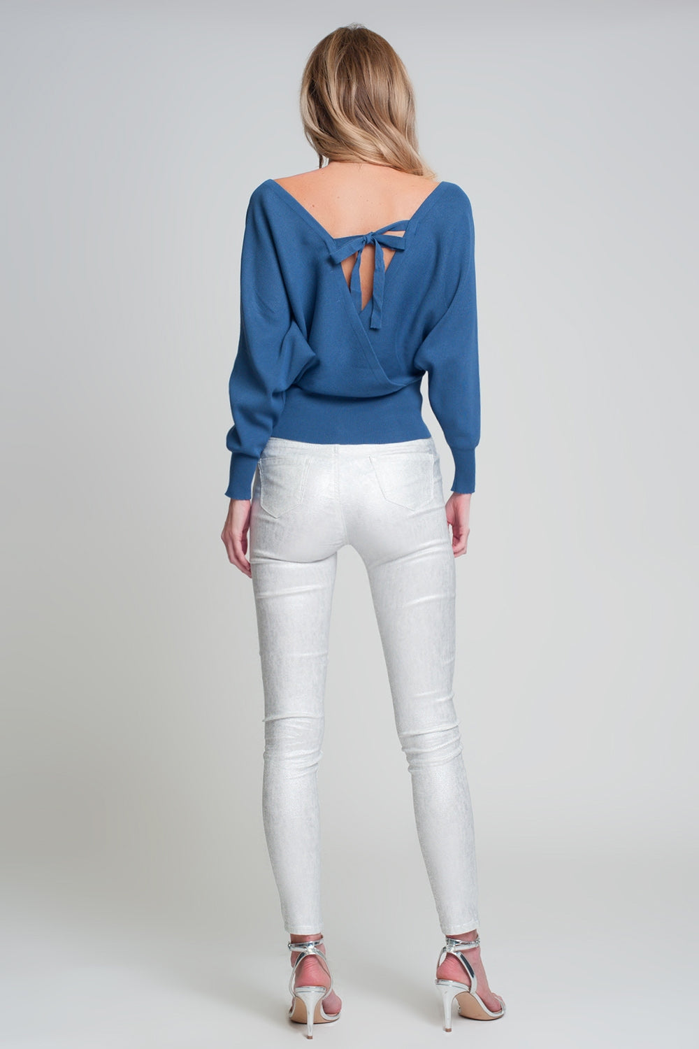 Knitted Sweater With Wrapped V-Neck in Blue - Casual Style