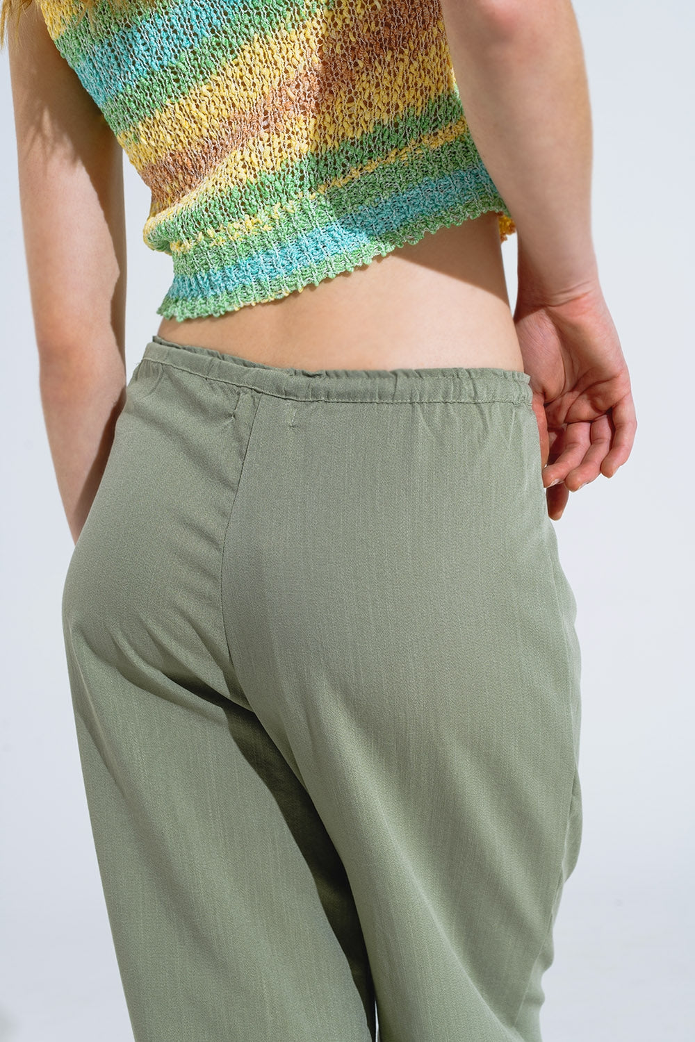 Light Green Relaxed Pants With Drawstring and Side Pockets