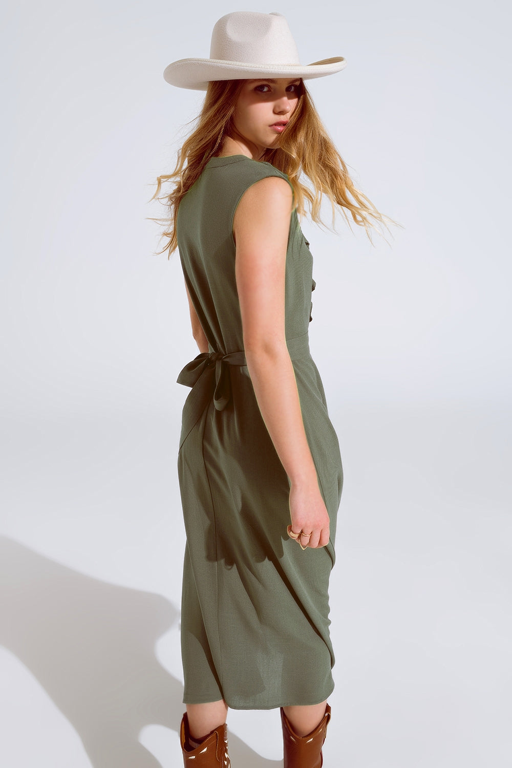 Maxi Dress in Khaki With Ruffle and Button Detail for Elegance