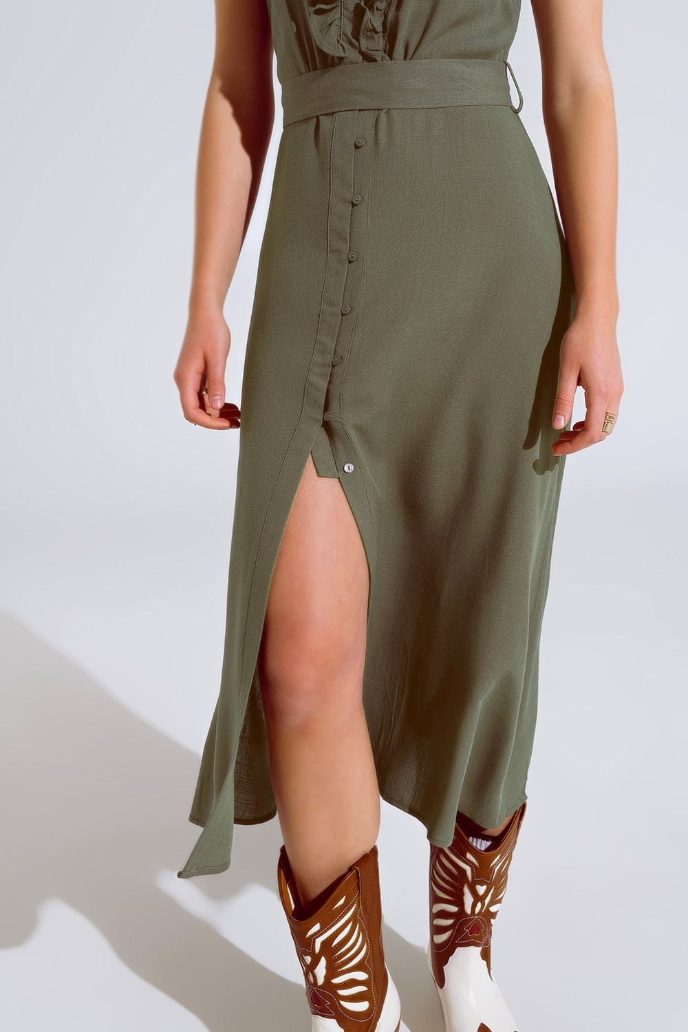 Maxi Dress in Khaki With Ruffle and Button Detail for Elegance