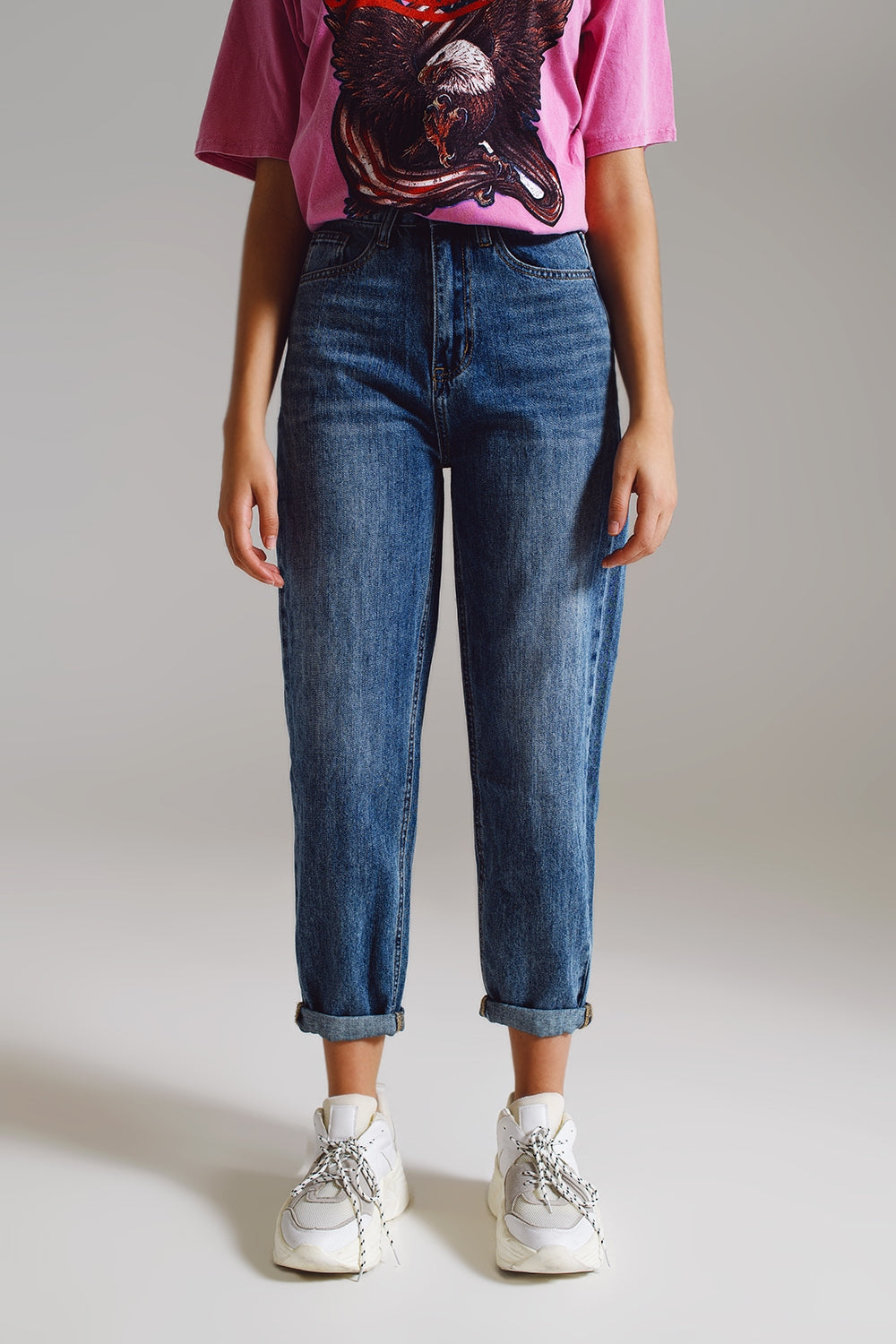 Medium Washed High-Rise Mom Style Jeans for Everyday Wear