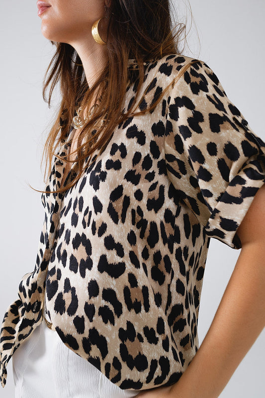 Relaxed Leopard Print Shirt With Rolled Cuffs For Effortless Style