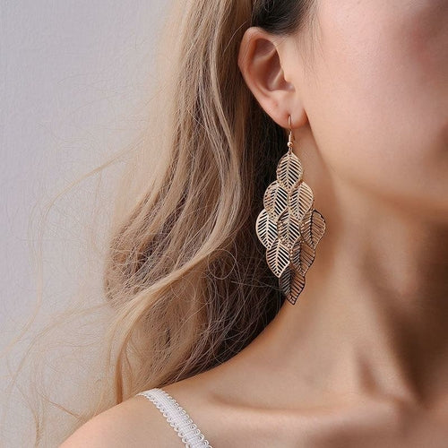 Dangling Leaf Earrings in High Quality Zinc Alloy