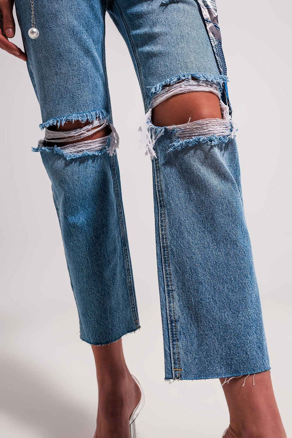 Ripped Knee Jeans in Light Blue for Urban Style