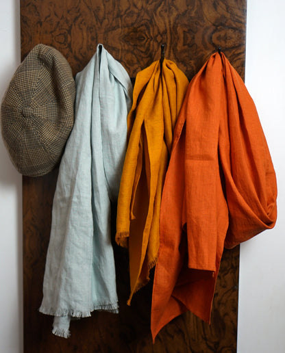 Vibrant Linen Scarves for All Seasons - Soft and Stylish