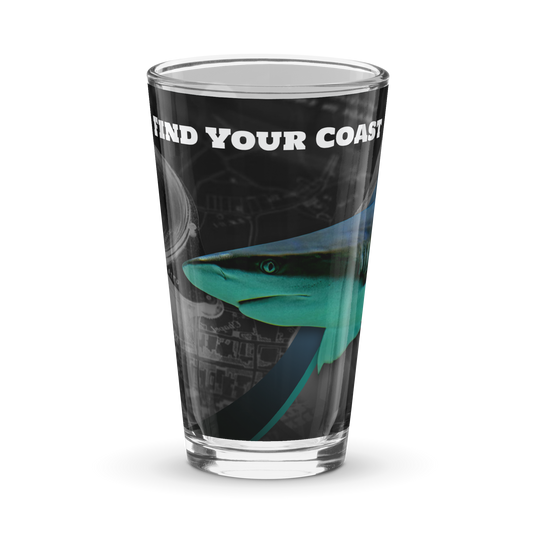 Find Your Coast® Shark Shaker Pint Glass 16 Ounce Drinkware