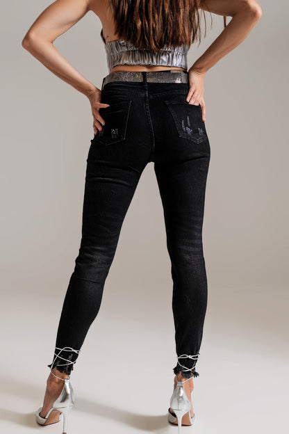 Skinny Jeans With Embellished Details in Black Wash Style