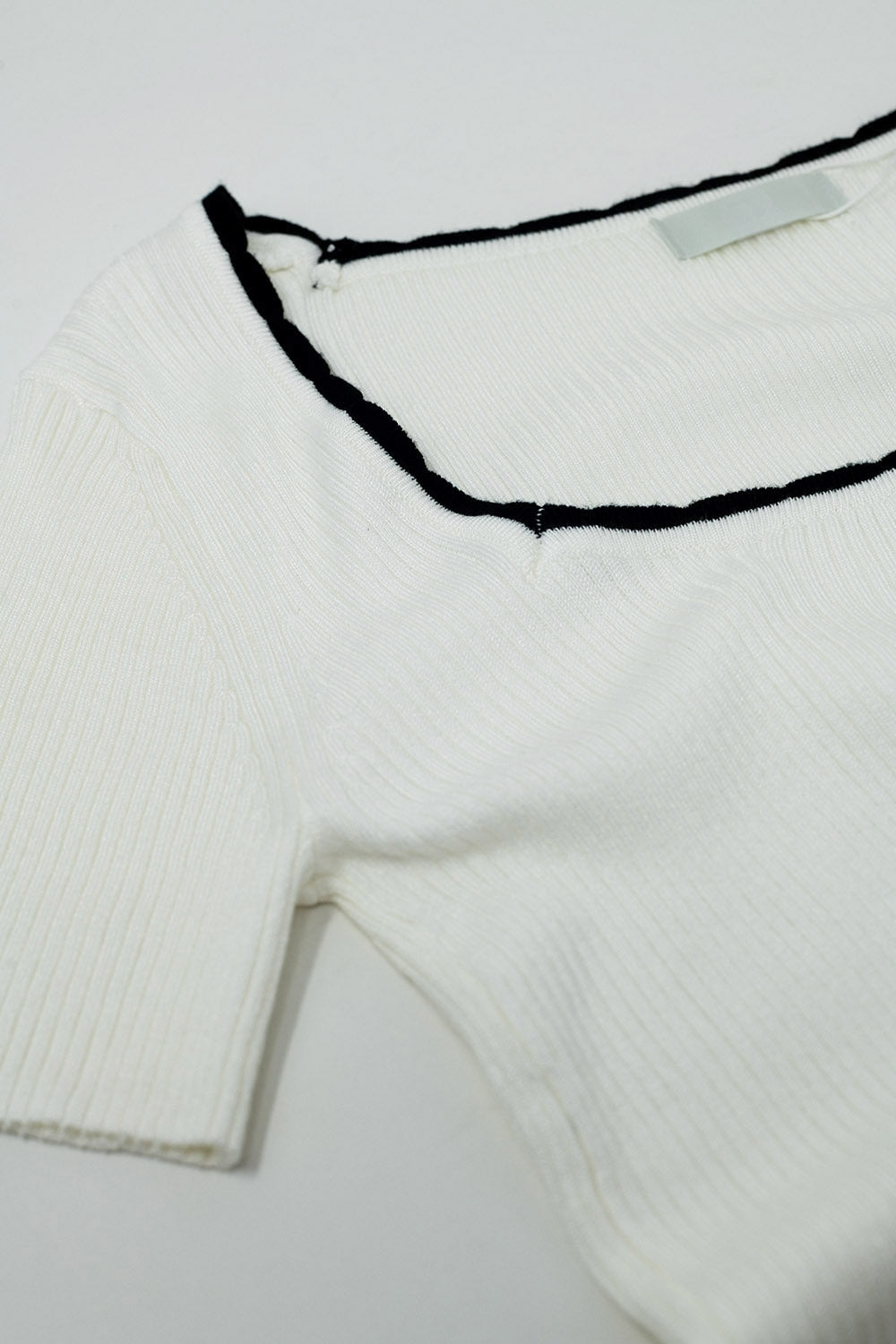 White Knitted Short Sleeve Sweater With Square Neck and Black Trim