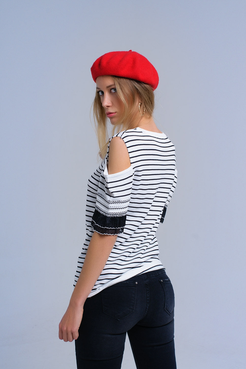 White Striped Sweater With Embroidery for Casual Style