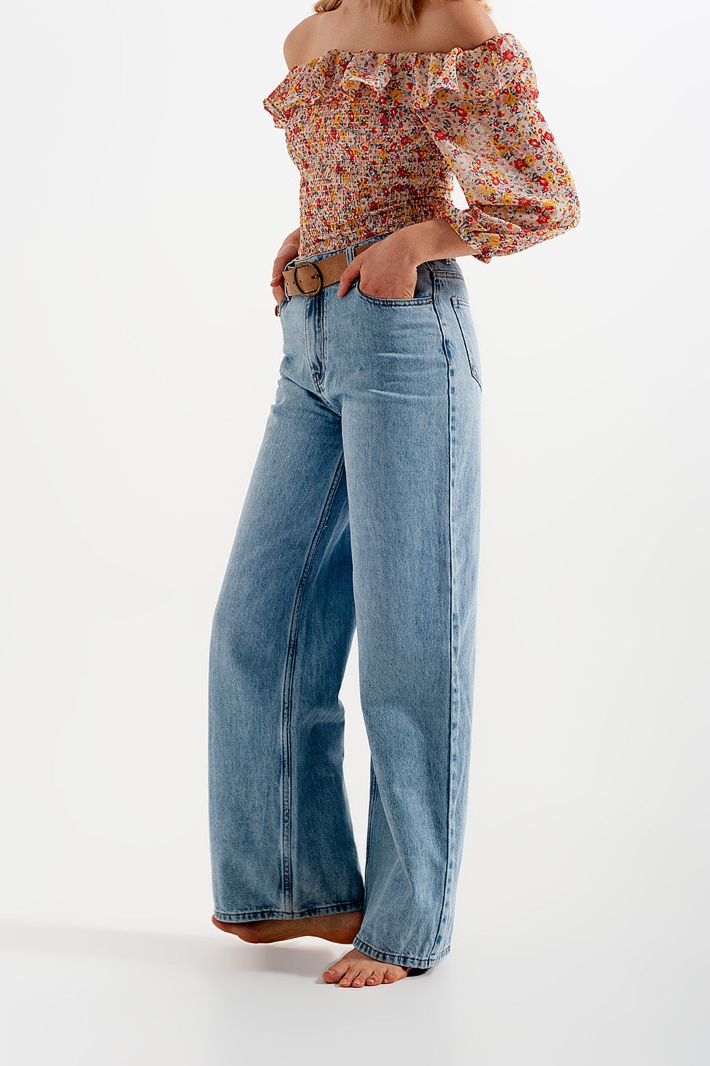 Wide Leg Jeans With High Waist in Light Blue Denim