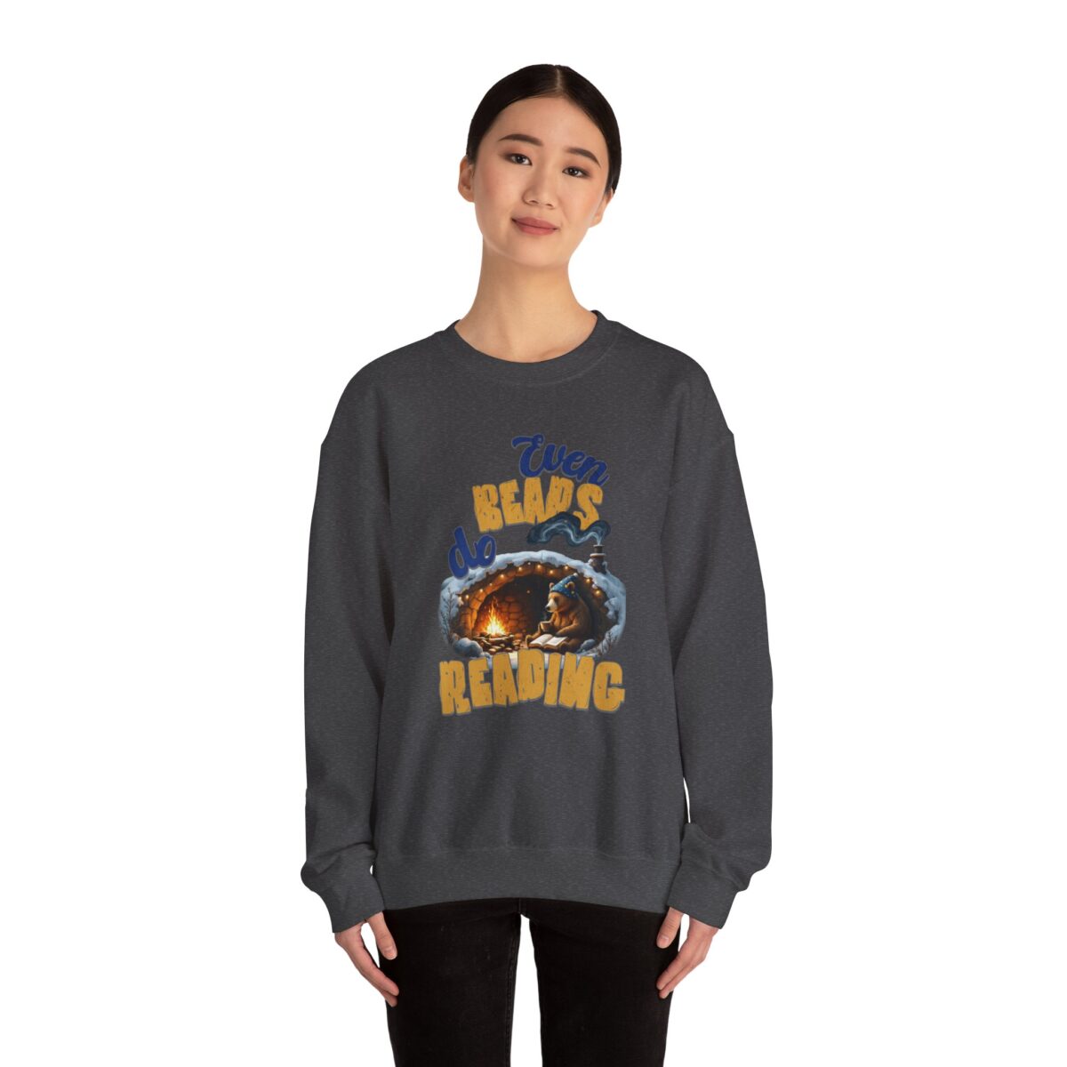 Even bears do reading Unisex Heavy Blend™ Crewneck Sweatshirt - Image 24