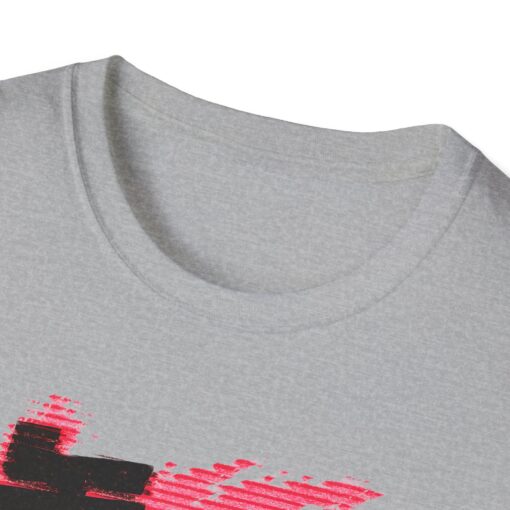 Motivational Unisex Softstyle T-Shirt: '놀 시간이 없어!' - Image 3