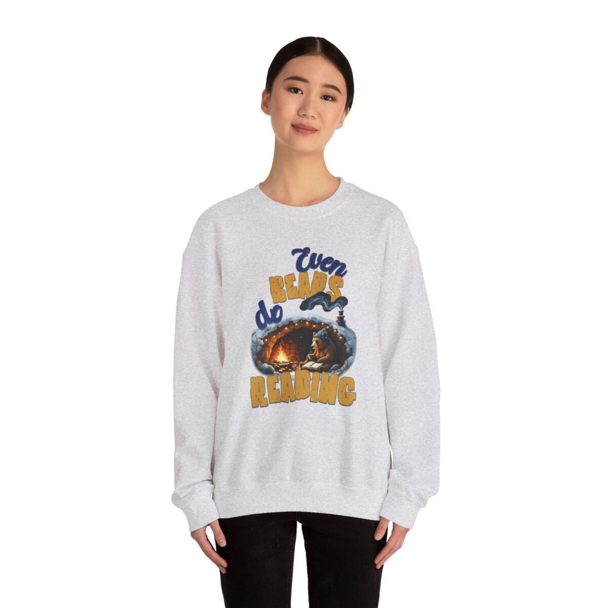 Even bears do reading Unisex Heavy Blend™ Crewneck Sweatshirt - Image 4