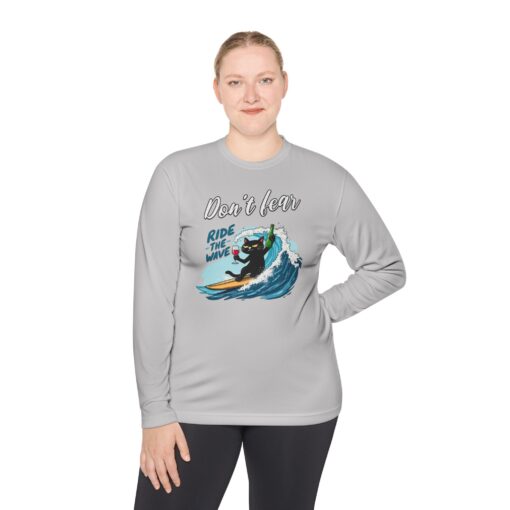 Don't fear, ride the wave Unisex Lightweight Long Sleeve Tee - Image 4