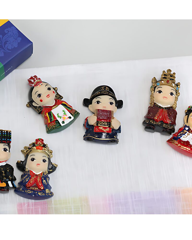 "meta_description": "Award-winning Korean souvenir magnet, a charming keepsake.",