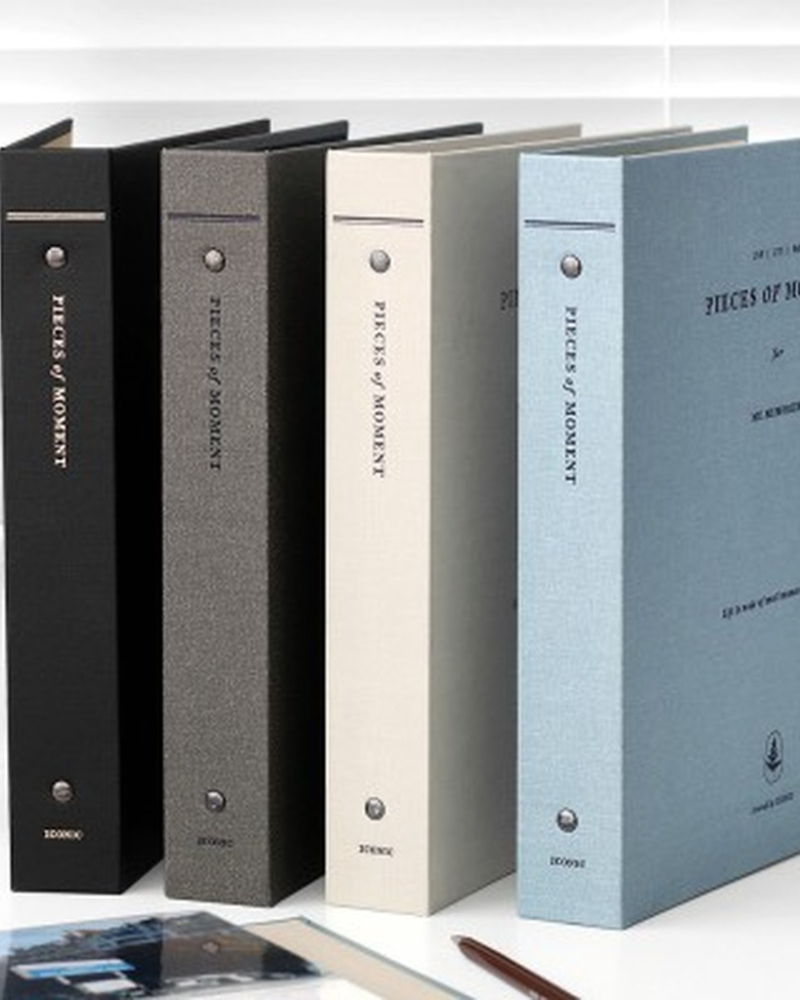 "meta_description": "Iconic Memory Binder: Capture and customize your memories with timeless elegance.",