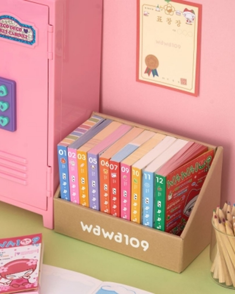 "meta_description": "Embrace nostalgia with wawa109 Monthly Magazine Memo Pad – 12 Designs. Perfect collectible for vintage stationery fans.",