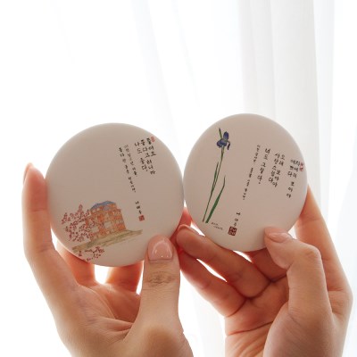 Korean Poetry Hand Mirror Set – Na Tae-joo ‘Wildflower’ Collection - Fashion Accessories