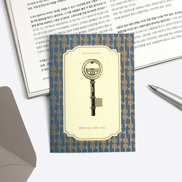 BOOKFRIENDS Golden Bookmark Card - Cards - View 1