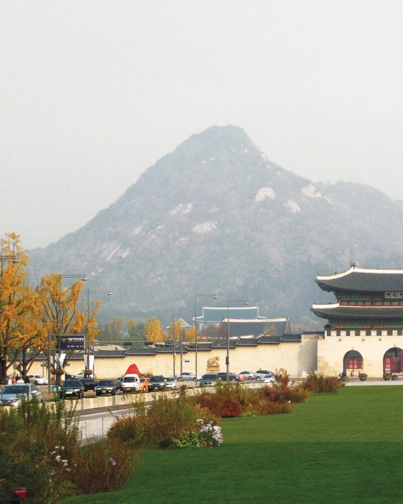 Alternative view of Healing Journey to the Palace: Gyeongbokgung