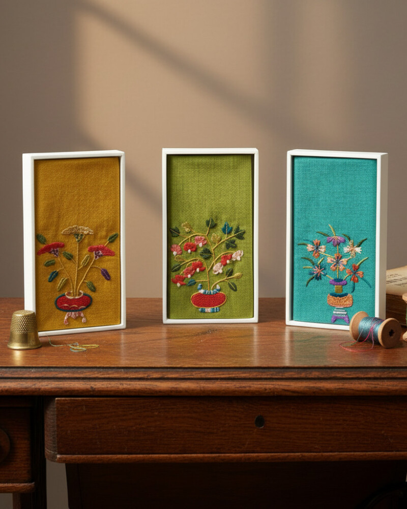 Embroidered Auspicious Foral Patterns Handkerchief