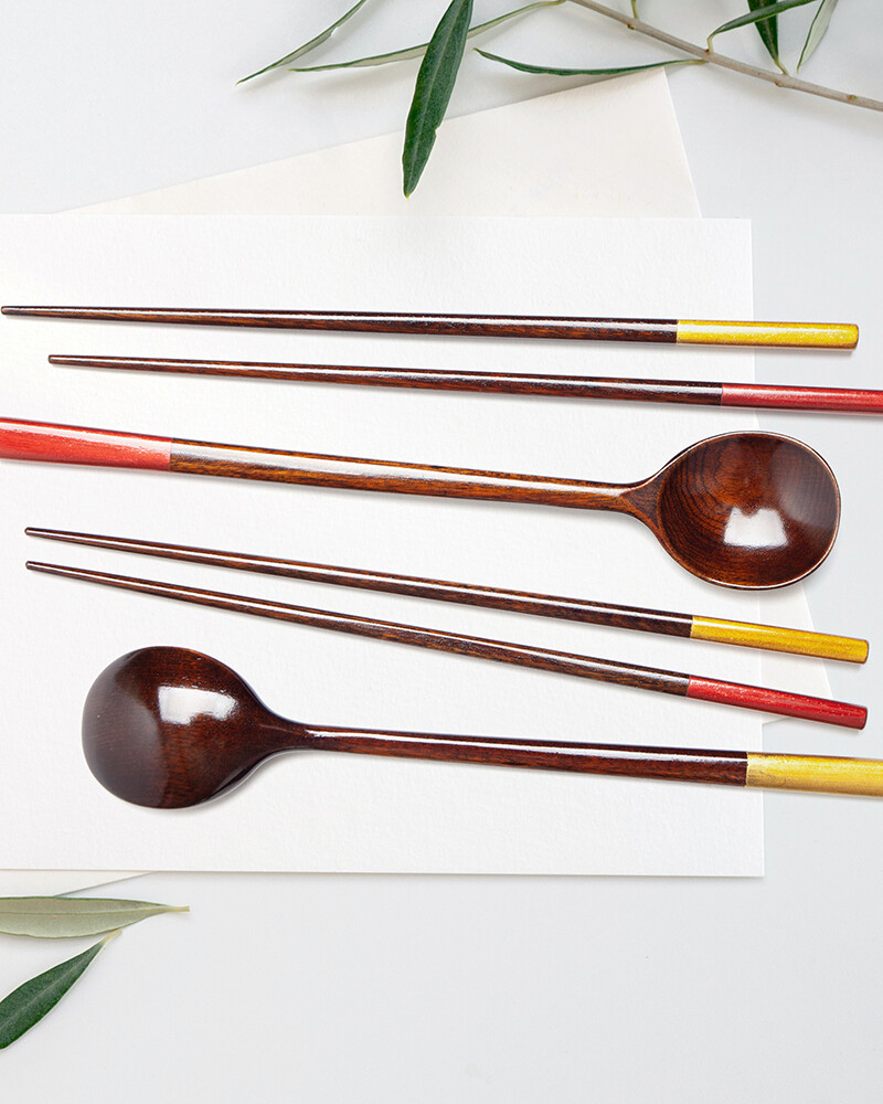 LEESHIN Premium Korean Refined Ottchil (Korean Lacquer) Spoon & Chopstick Set – Yoon (Pearl) for 2