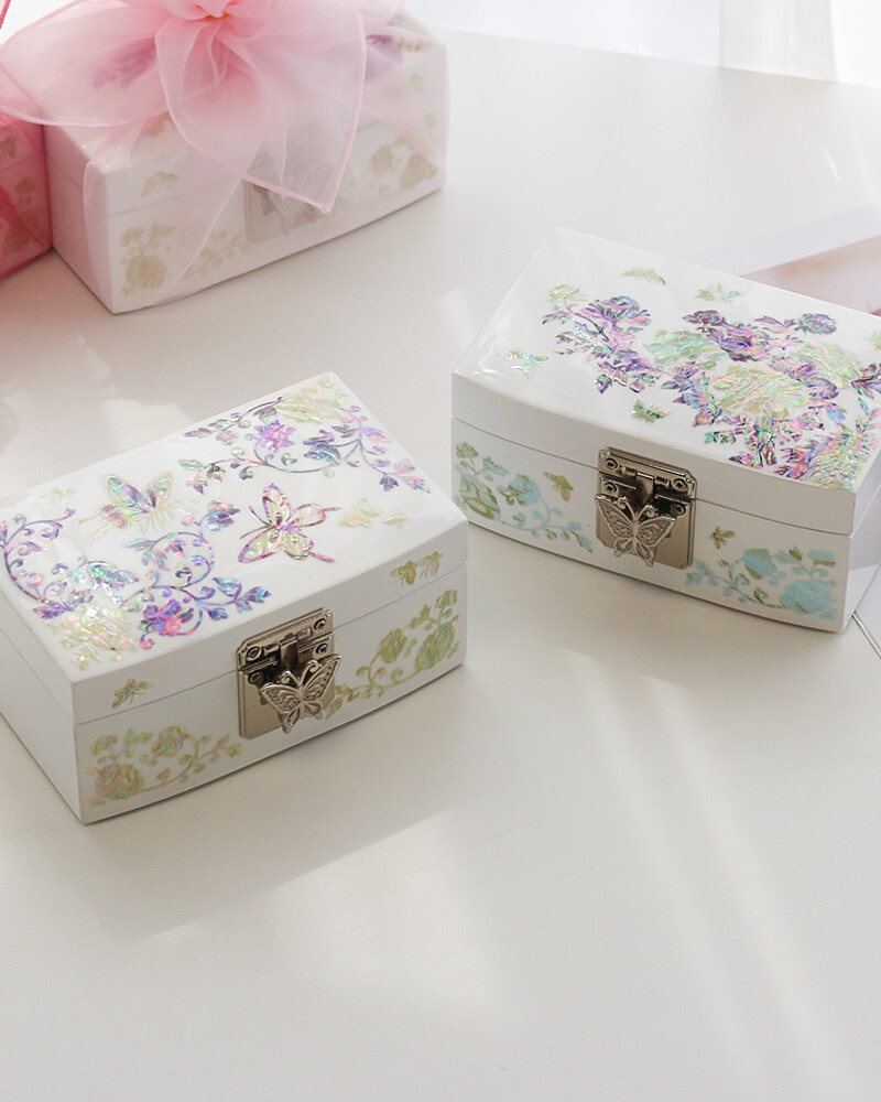 White Mother-of-Pearl Jewelry Box 14cm