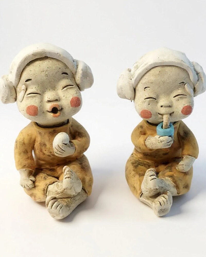 Alternative view of Korean Traditional Ceramic Figurine Set Jjimjilbang Korean Sauna Couple