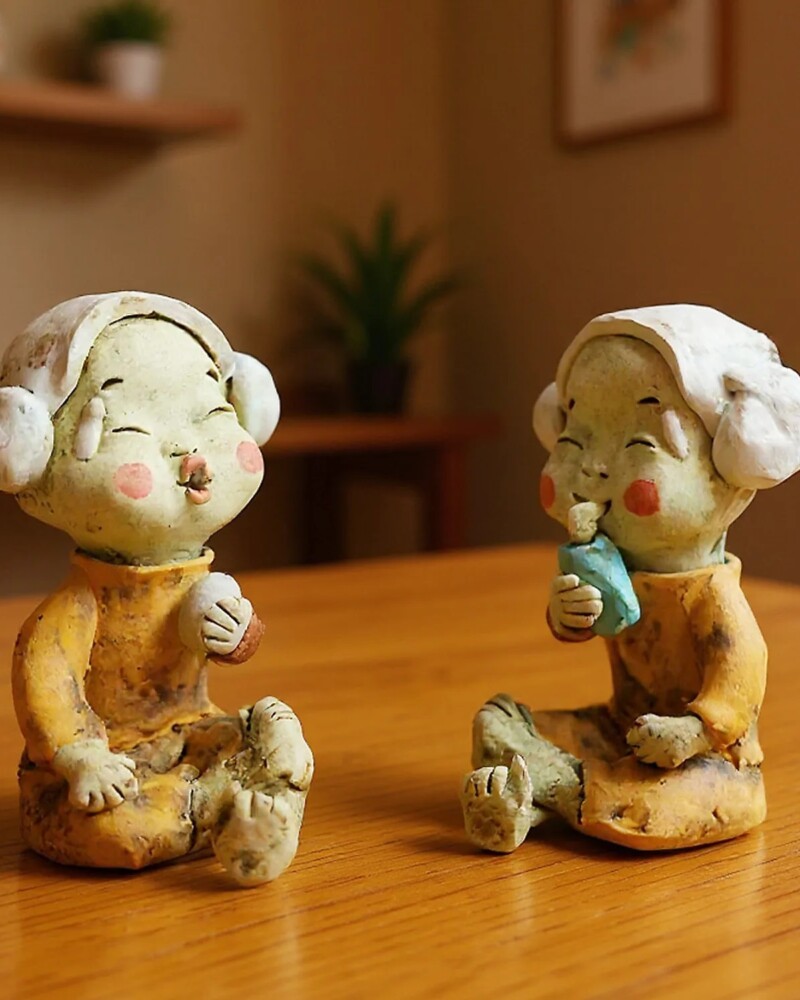 Korean Traditional Ceramic Figurine Set Jjimjilbang Korean Sauna Couple