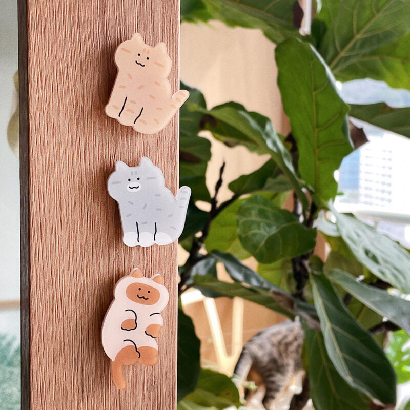 Alternative view of Cat Pose Acrylic Magnet