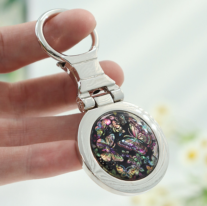 Alternative view of Mother-of-pearl Keychain Round-N