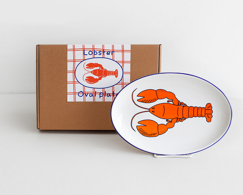 1537 - Large Oval Plate Lobster