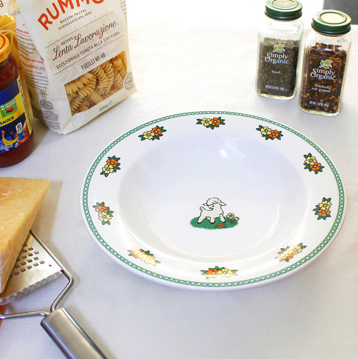 1537 - Pasta Bowls Vintage Lamb