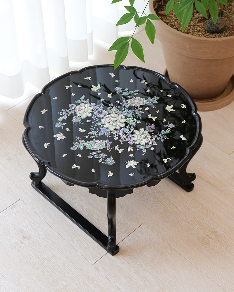 Alternative view of Najeonchilgi Mother-of-Pearl Hojokban Tea Table 45cm Peony Design