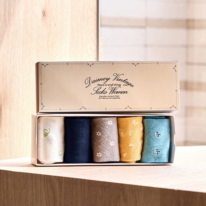 Alternative view of Dailylike Daymi Vintage Socks Women 5P - 02 Present